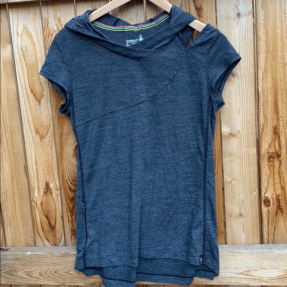 Adorable Smartwool cap sleeve